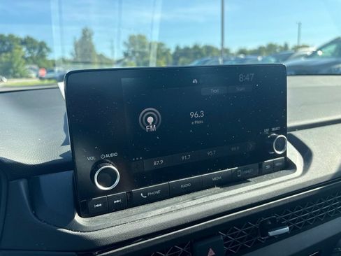 Used 2023 Honda Accord EX image 14