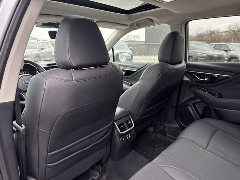 Certified 2025 Subaru Outback Limited image 27