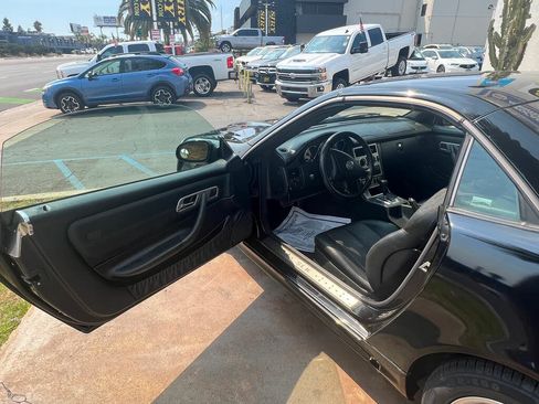 Used 2003 Mercedes-Benz SLK 230 image 9