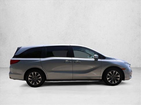 Used 2024 Honda Odyssey EX-L image 4