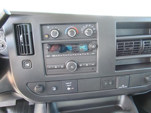 New 2026 GMC Savana 2500 w/ Safety Package RWD image 20