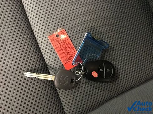 Used 2011 Toyota Tacoma 4x4 Double Cab w/ TRD Sport Pkg image 47