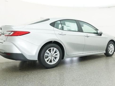 New 2026 Toyota Camry LE image 25