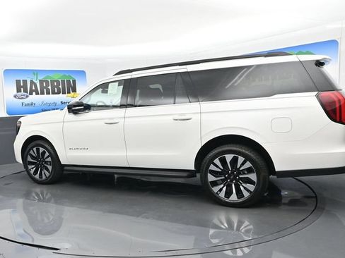 New 2027 Ford Expedition Max Platinum RWD image 3
