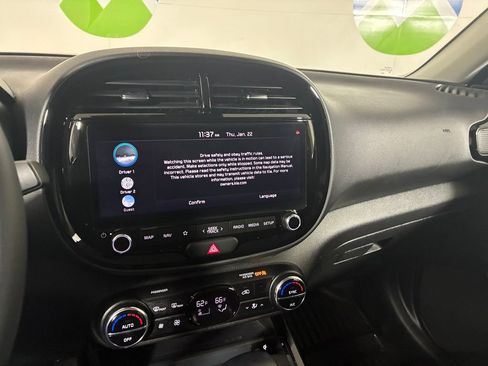 Used 2024 Kia Soul EX image 14