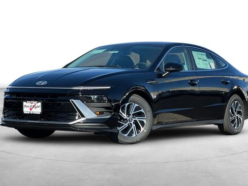 New 2026 Hyundai Sonata Blue FWD image 2