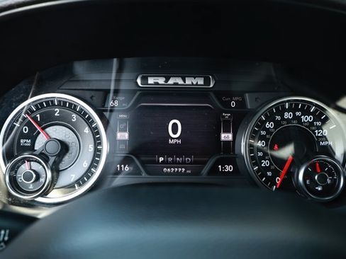 Used 2022 RAM 1500 Big Horn AWD/4WD image 12