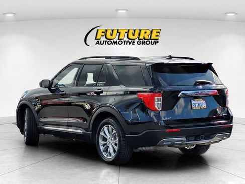 Used 2021 Ford Explorer XLT w/ Equipment Group 202A image 10