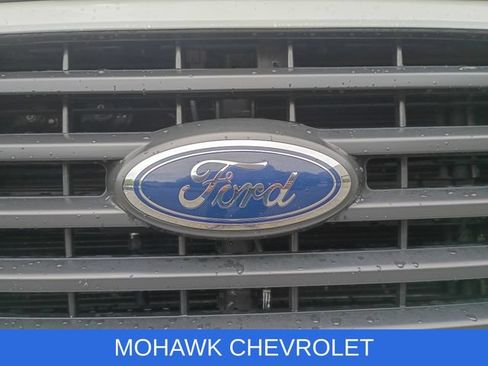 Used 2017 Ford F150 XLT w/ Equipment Group 302A Luxury AWD/4WD image 29