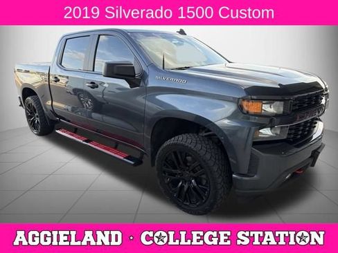 Used 2019 Chevrolet Silverado 1500 Custom w/ Custom Value Package RWD image 1