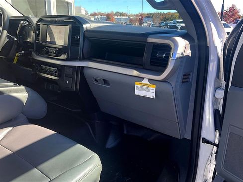 Used 2023 Ford F150 XL image 17