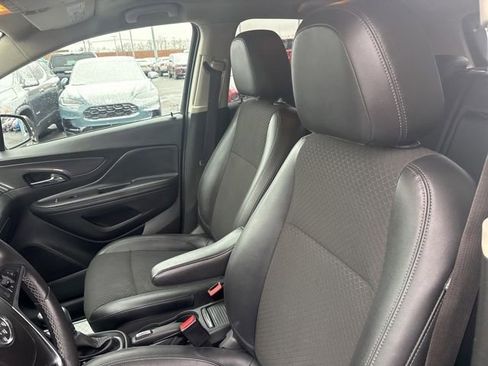 Used 2018 Buick Encore Preferred image 12