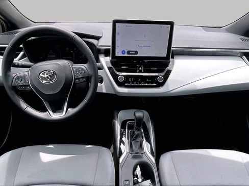 Used 2026 Toyota Corolla SE w/ SE Premium Package FWD image 15