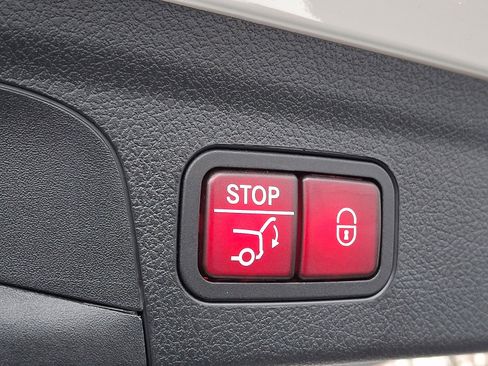 Certified 2023 Mercedes-Benz GLE 350 4MATIC image 32