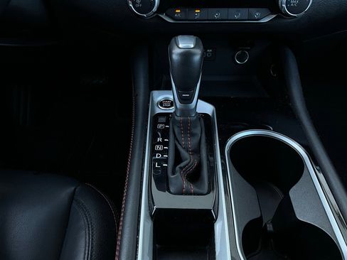 Used 2025 Nissan Altima 2.5 SR image 23