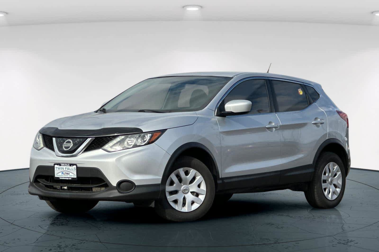 Used 2018 Nissan Rogue Sport S AWD/4WD image 1