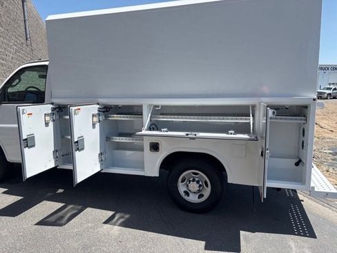 New 2025 Chevrolet Express 3500 w/ Power Convenience Package image 9