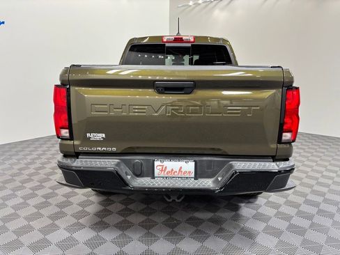 Used 2023 Chevrolet Colorado Z71 AWD/4WD image 4