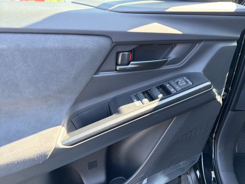 New 2026 Toyota C-HR AWD/4WD image 9
