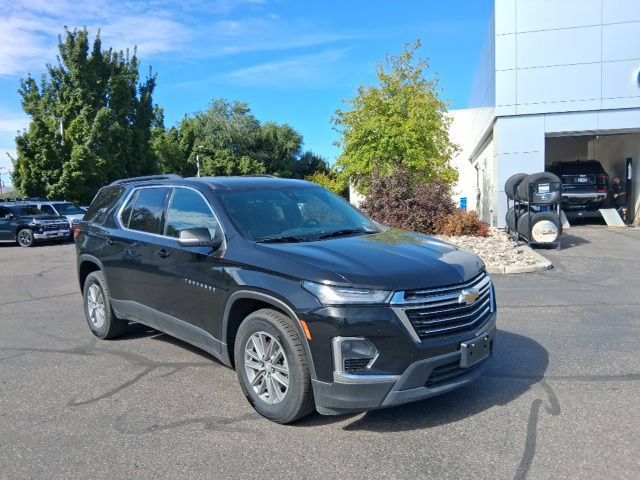 Used 2022 Chevrolet Traverse LT AWD/4WD image 1