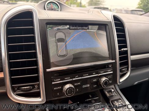 Used 2012 Porsche Cayenne Turbo AWD/4WD image 21