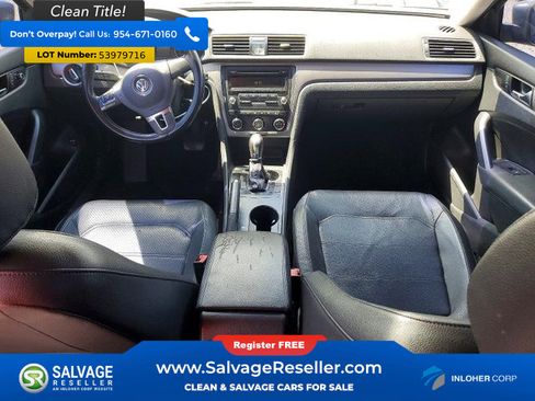 Used 2014 Volkswagen Passat 1.8T Wolfsburg Edition FWD image 11
