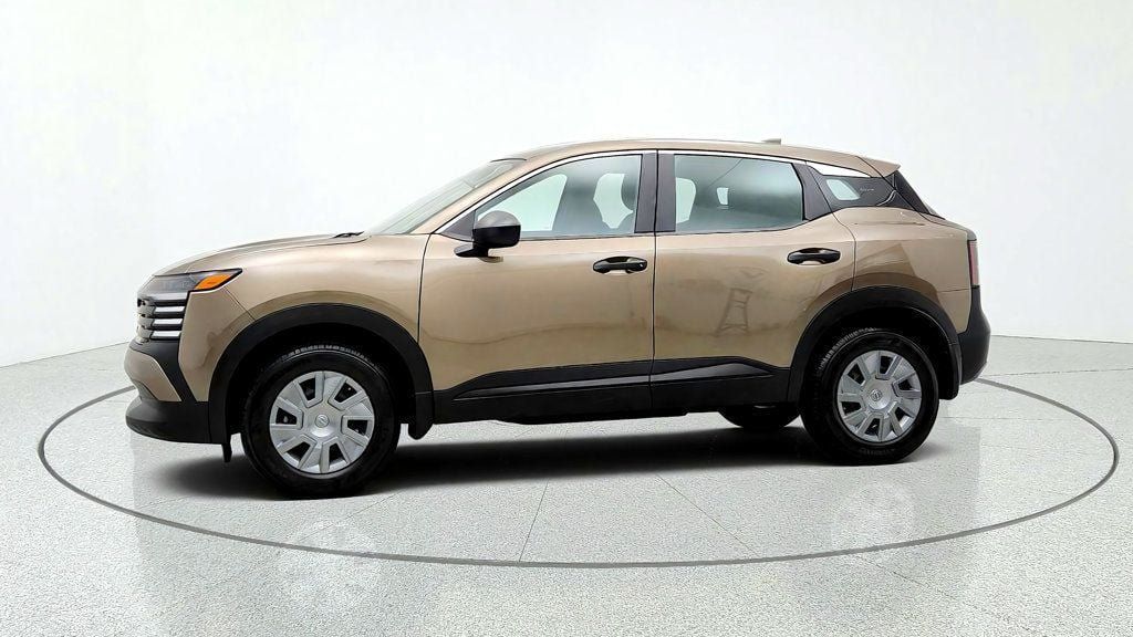 Used 2025 Nissan Kicks S w/ Charging Package FWD image 8