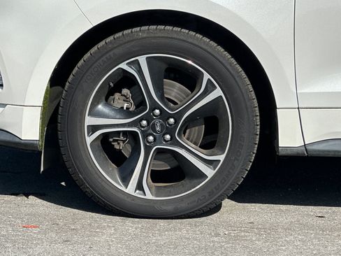 Used 2020 Ford Edge ST AWD/4WD image 23