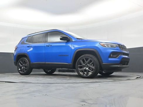 New 2026 Jeep Compass Latitude AWD/4WD image 38