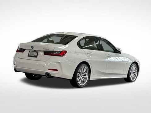 Used 2023 BMW 330e w/ Driving Assistance Package RWD image 5