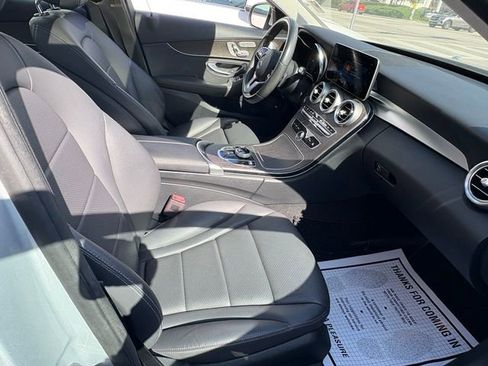 Used 2020 Mercedes-Benz C 300 Sedan image 17