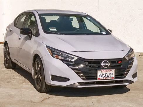 Used 2025 Nissan Versa SR w/ Trunk Package image 3