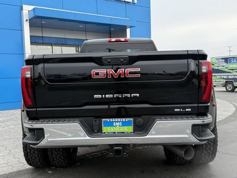 New 2026 GMC Sierra 3500 SLE image 7