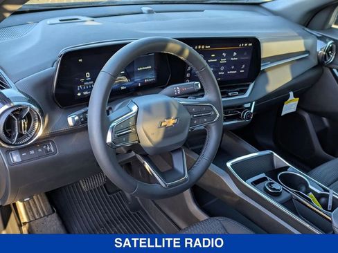 New 2026 Chevrolet Equinox LT w/ LPO, Floor Liner Package image 17