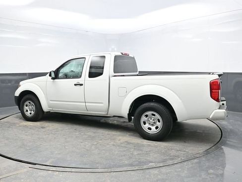 Used 2019 Nissan Frontier S image 4