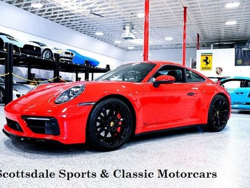 Used 2024 Porsche 911 Carrera S RWD image 2