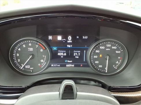 Used 2025 Cadillac XT6 Premium Luxury AWD/4WD image 37