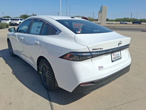 New 2026 Nissan Sentra SV w/ SV Convenience Package FWD image 5