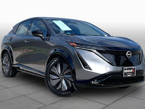 Used 2024 Nissan Ariya AWD image 2