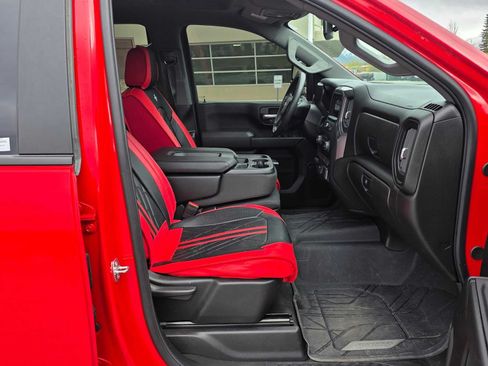 Used 2024 Chevrolet Silverado 2500 Custom w/ Custom Value Package AWD/4WD image 11