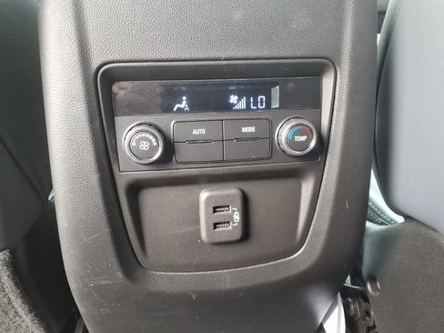 Certified 2024 Buick Enclave Essence FWD image 21