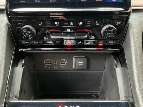 Used 2023 Jeep Grand Cherokee Summit image 26