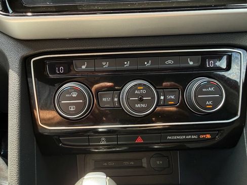 Used 2022 Volkswagen Atlas SE AWD/4WD image 24