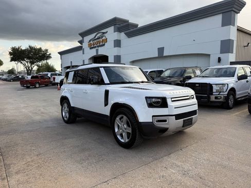 Used 2020 Land Rover Defender 110 SE AWD/4WD image 2