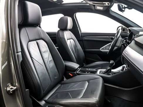 Used 2020 Audi Q3 2.0T Premium w/ Convenience Package image 7