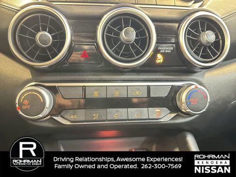 Used 2024 Nissan Sentra SV image 9