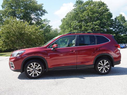 Used 2020 Subaru Forester Limited AWD/4WD image 8