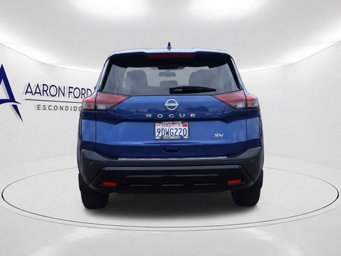 Used 2023 Nissan Rogue SV FWD image 5