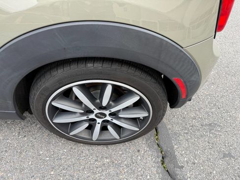 Used 2019 MINI Cooper S w/ Signature Upholstery Package image 17