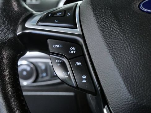 Certified 2019 Ford Edge Titanium w/ Cold Weather Package AWD/4WD image 23